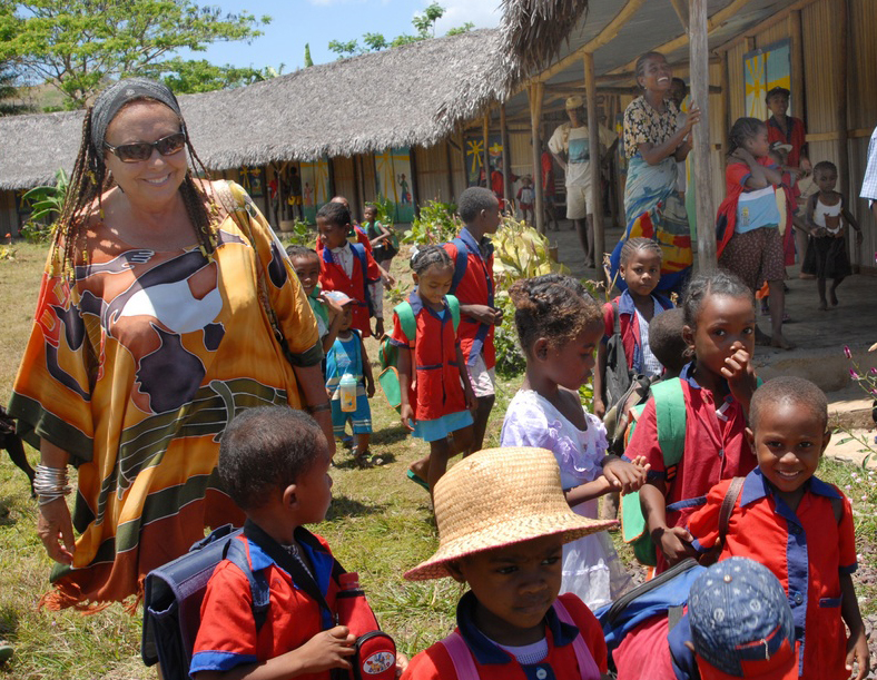 Immagine dell'articolo: I: Comunicato stampa con invito e foto su eventi al Liceo Azuni il 15 e 16 marzo a sostegno dell’associazione “I Bambini di Manina del Madagascar”