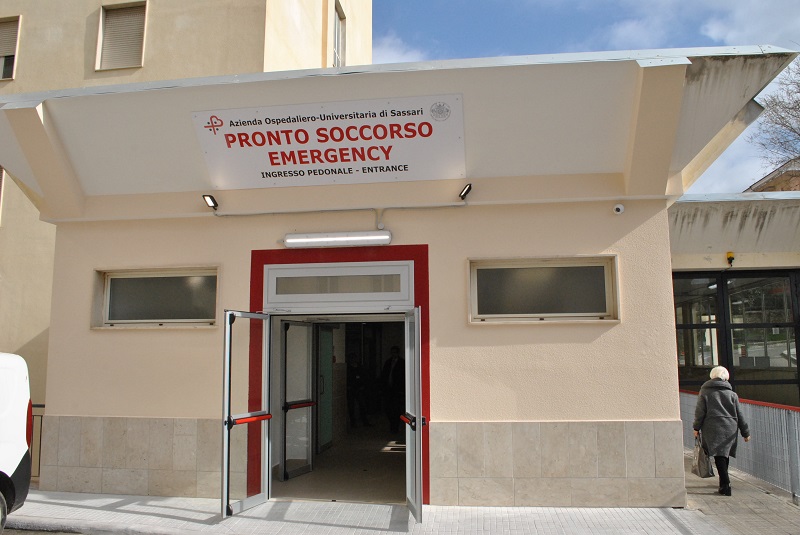 Nuovo ingresso PS — AOU SASSARI – Pronto soccorso, una nuova organizzazione dei percorsi