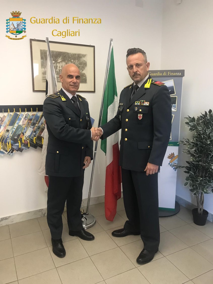 SX M.C. Melis – DX Lgt. Di Blasi — GUARDIA DI FINANZA: CAMBIO AL VERTICE DELLA TENENZA DI MURAVERA.