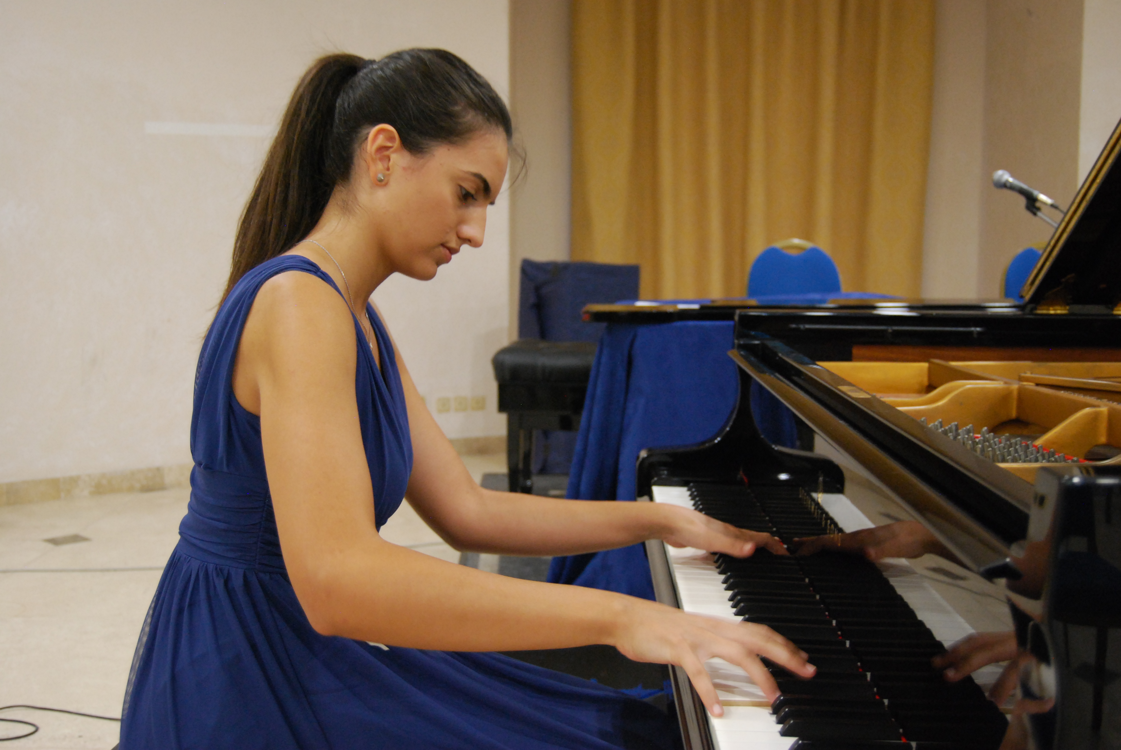Elena Pirisi — Banco di Sardegna – Presentazione Rassegna “Concerti in Sala Siglienti” a Sassari