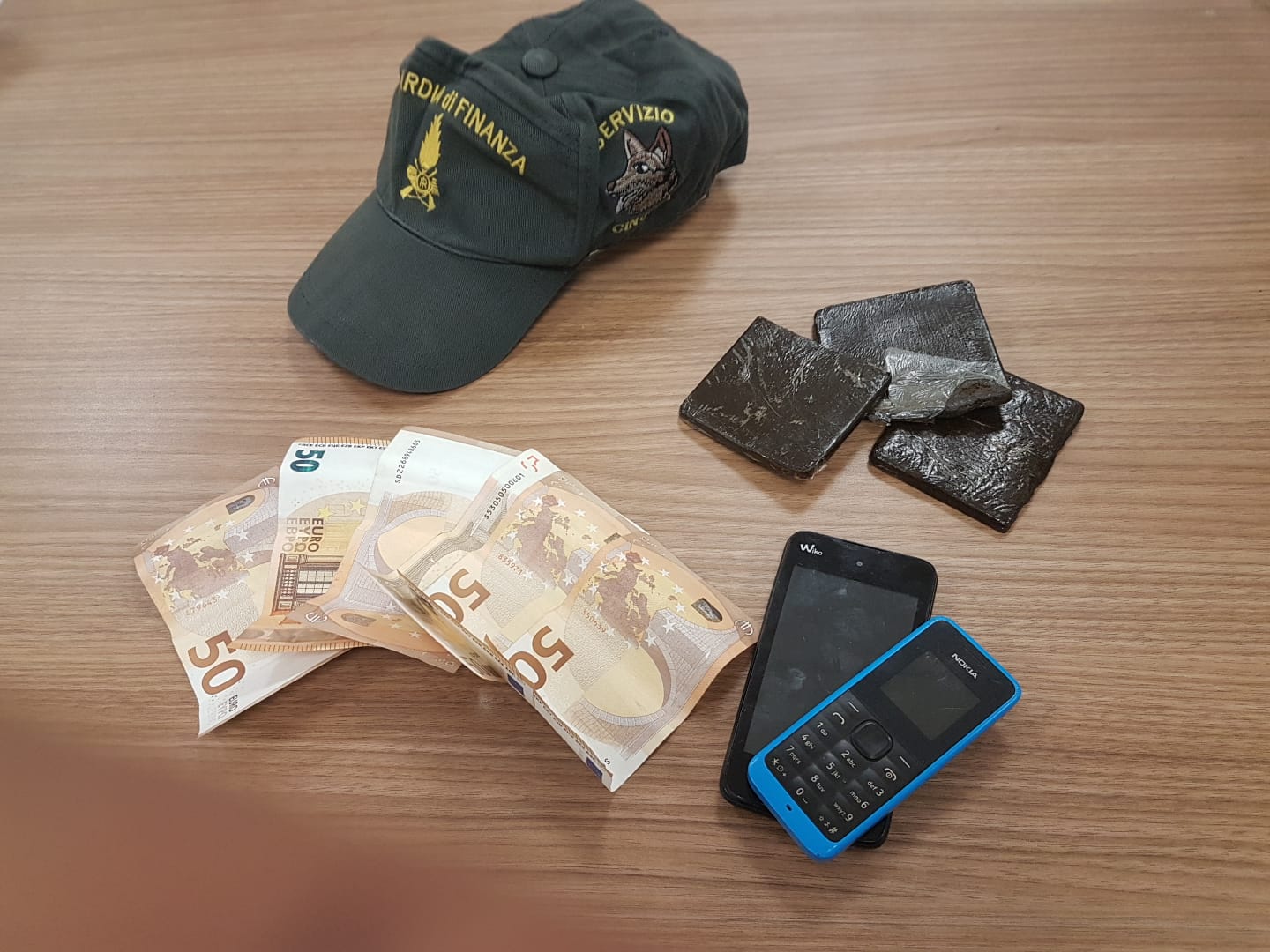 Immagine dell'articolo: GUARDIA DI FINANZA: DROGA AFGHANA PER LA FESTA DI SAN SIMPLICIO AD OLBIA, ARRESTATO UN TRENTADUENNE
