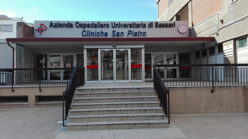 AOU Ingresso Palazzo Clemente — AOU SASSARI – Aou di Sassari e Lilt contro il fumo