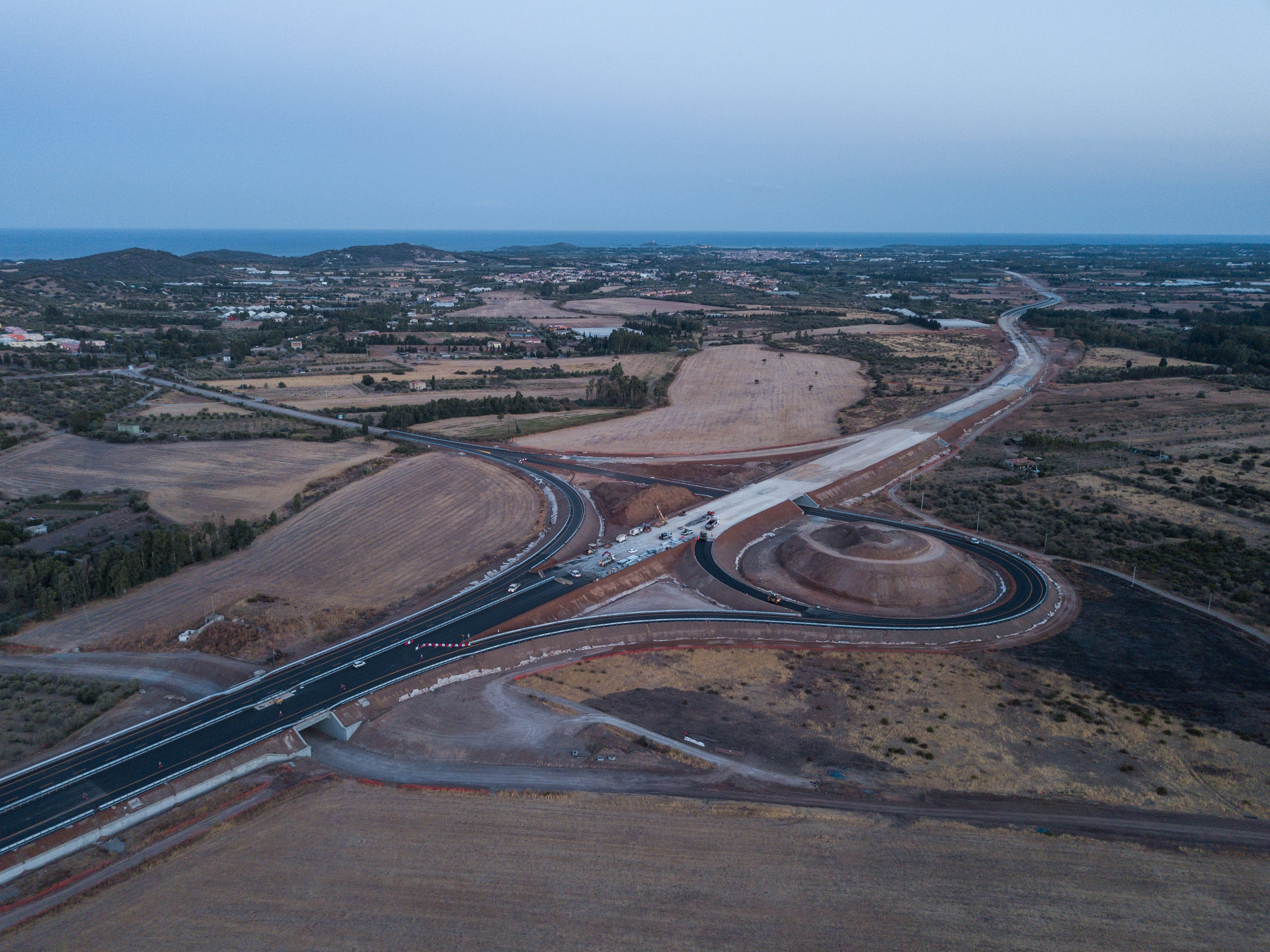 Sarroch-2 — SARDEGNA, NUOVA STATALE 195 “SULCITANA”: AL VIA LA RIPRESA DEI LAVORI PER IL COMPLETAMENTO DEI LOTTI 1 E 3