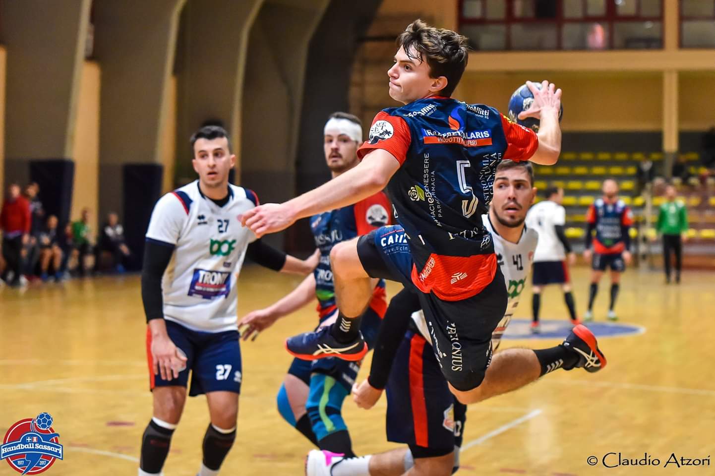 Giovanni Nardin (foto di Claudio Atzori) — UFFICIO STAMPA RAIMOND HANDBALL SASSARI – LA RAIMOND NELLA TANA DEL CONVERSANO PER TENTARE L’IMPRESA