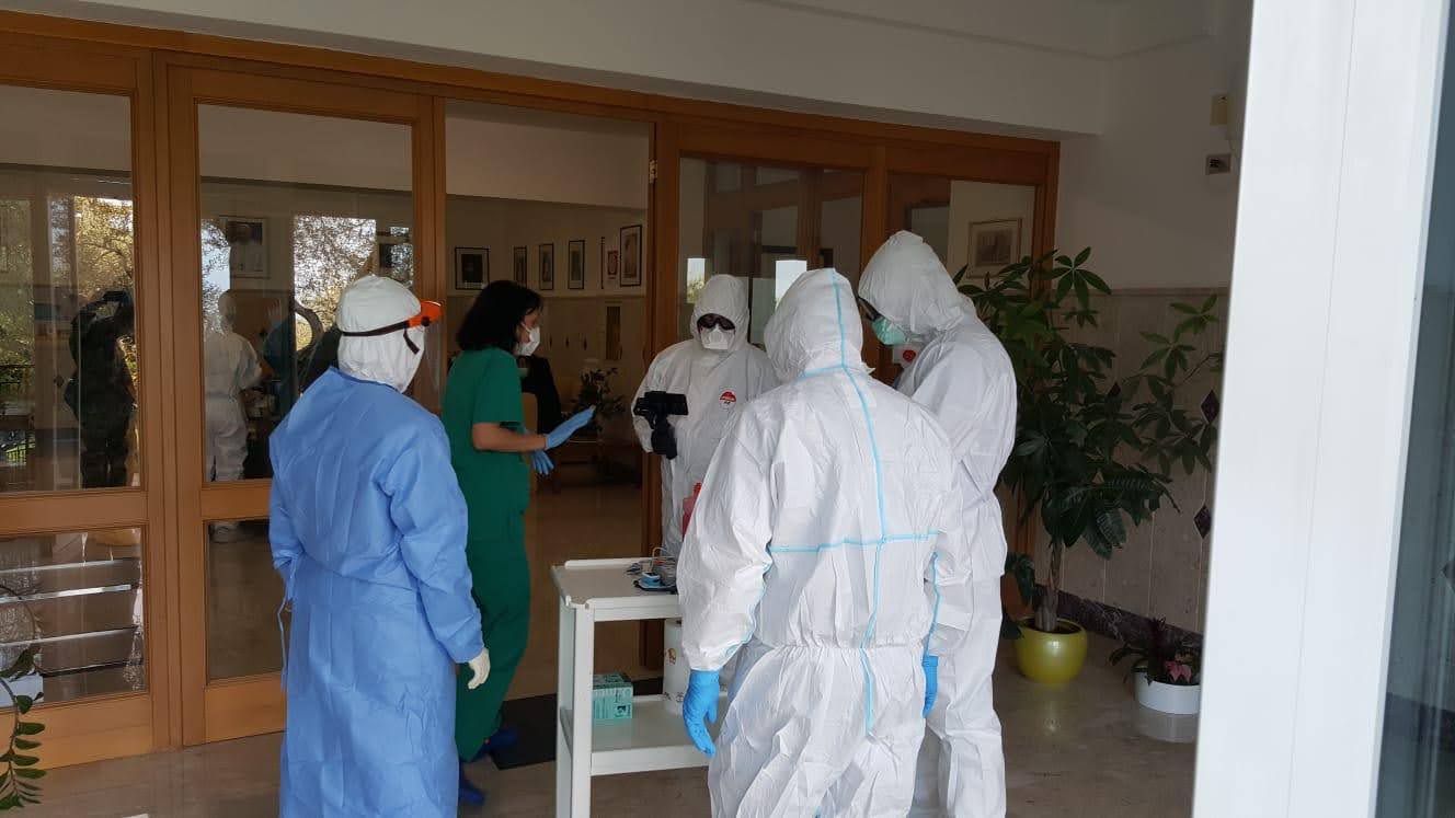 AOU SASSARI_Uiat in una RSA_1 — AOU SASSARI – Team di specialisti ospedalieri nelle case di riposo del territorio