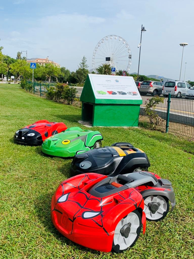 robotini2 — Olbia:Robot tosaerba per una città sempre più green.