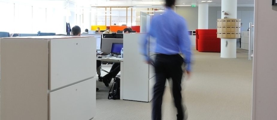 Smart-Working-Tower_2-unicredit-tower-marco-puoti-wow-webmagazine-925×401 — Sassari: Nuovi orari uffici comunali