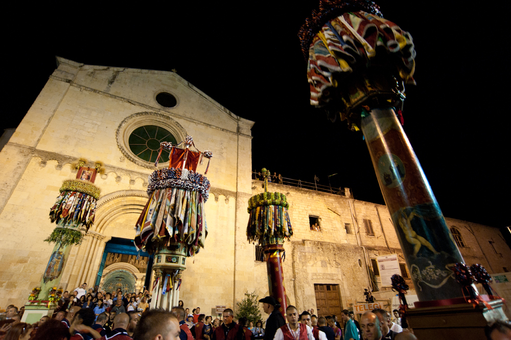 candelieri sassari — Rai Radio 3 racconta la Festa dei Ceri “con straordinario trasporto”