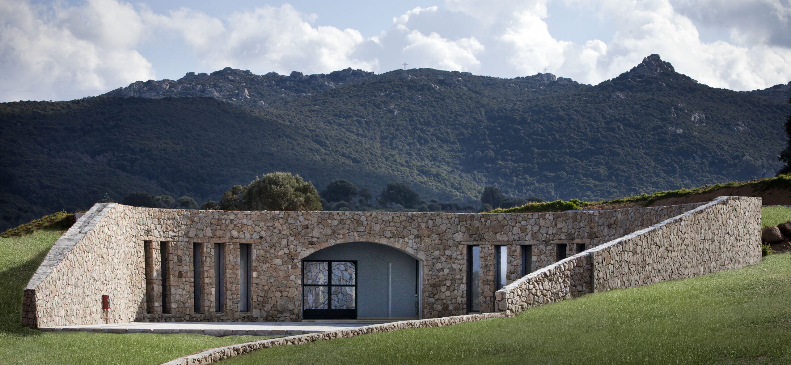 Immagine dell'articolo: Siddùra con Luogosanto ai vertici delle Città del Vino sardeLa cantina gallurese conquista quattro medaglie d’oro