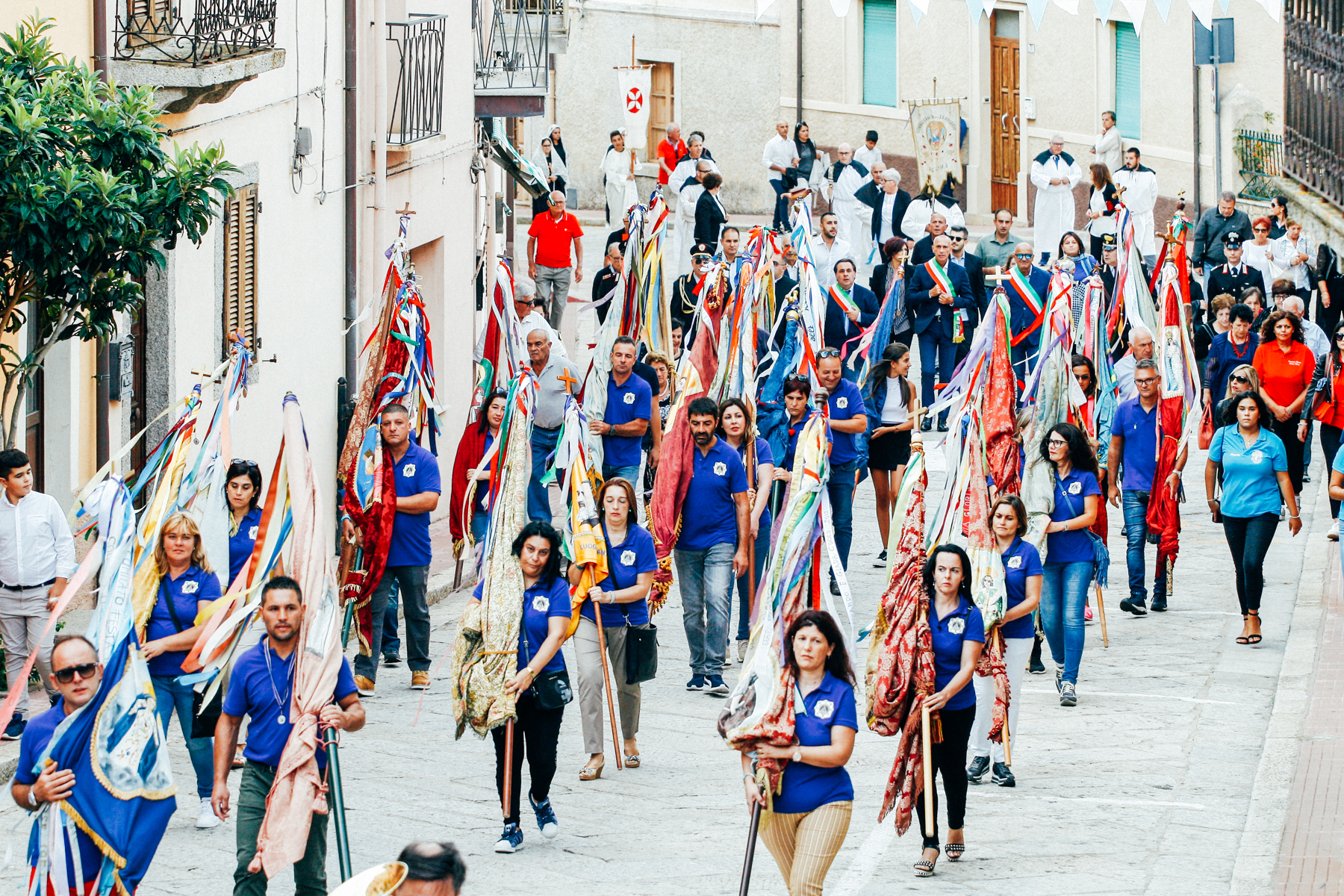 3-A-Fèsta-di-li-bandéri-25 — Festa Manna di Gaddura: religione, cultura e musica a Luogosanto
