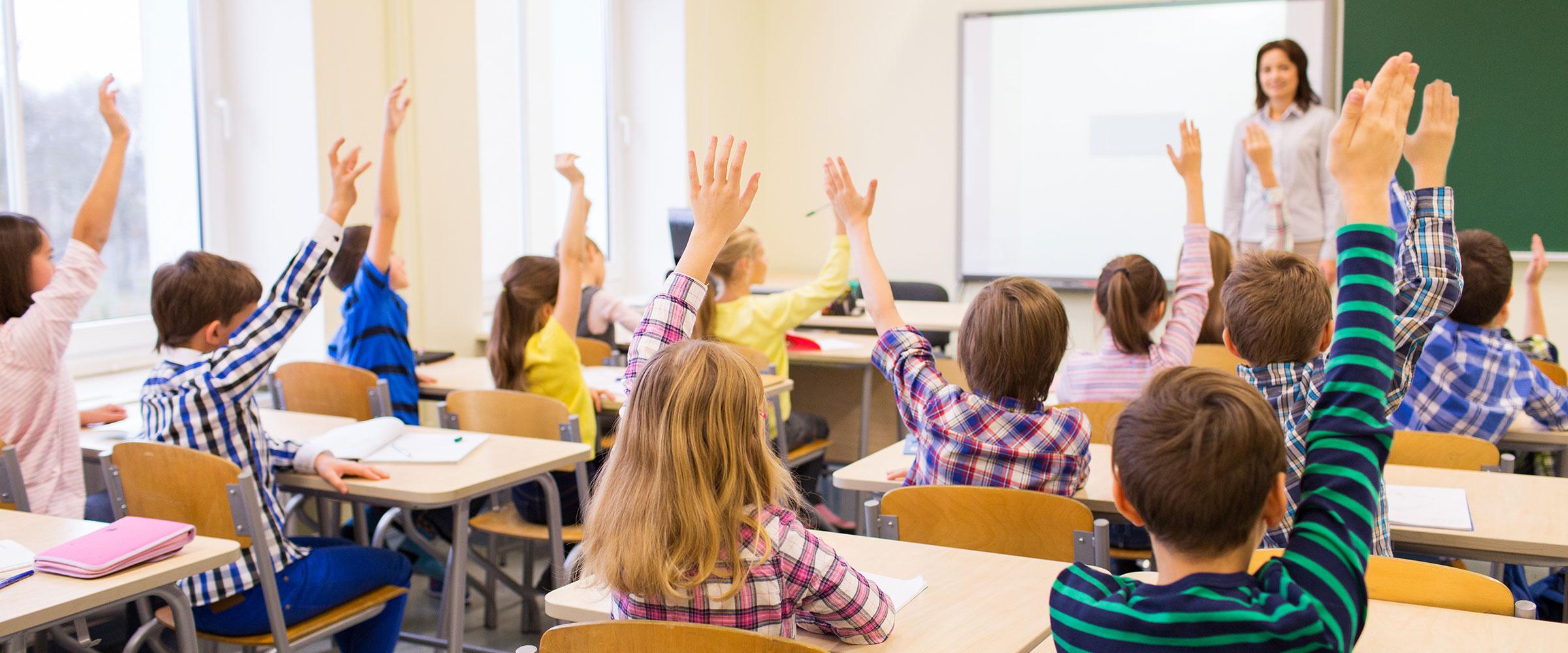 shutterstock_303888209_0 — PROGETTI PER L’ALGHERESE NELLE SCUOLE – PASSI AVANTI CON I FINANZIAMENTI DELLA REGIONE