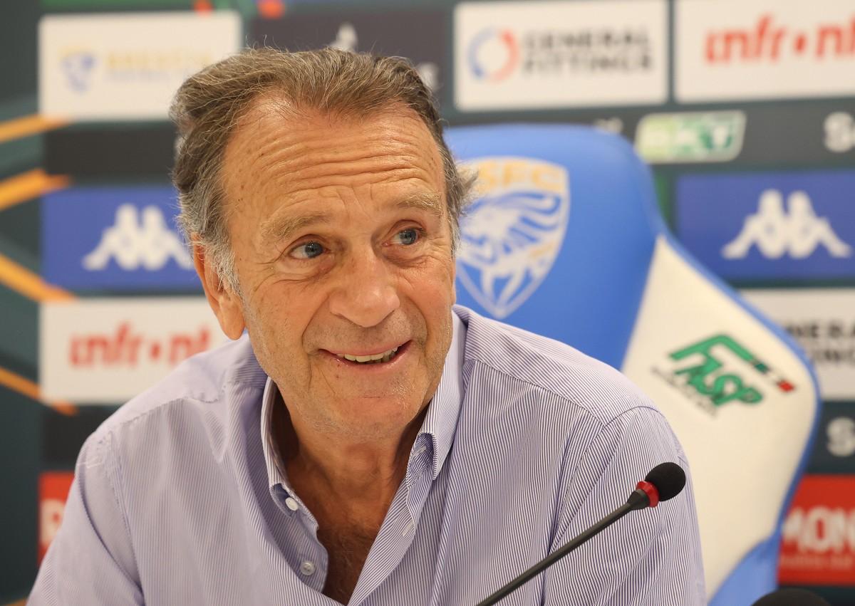 Brescia conferenza stampa di Massimo Cellino presidente del Brescia Calcio — Massimo Cellino riacquista il controllo del Brescia Calcio grazie a sentenza ribaltante