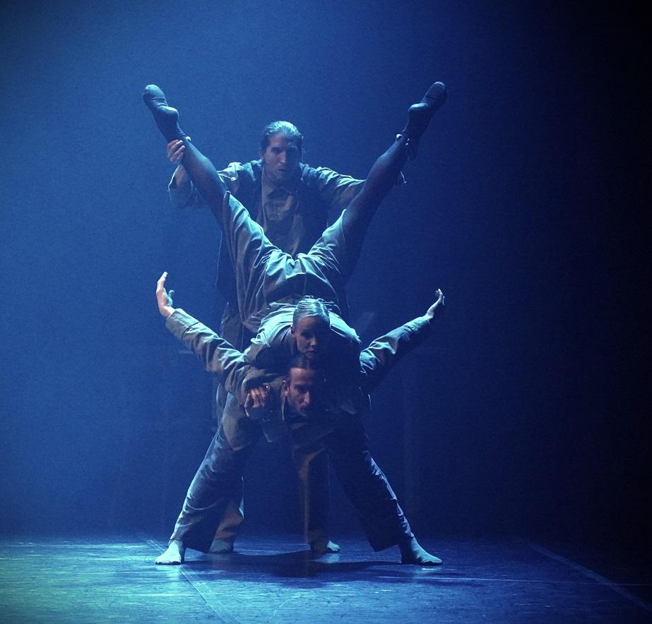 Dear son a Sassari_6 — A Sassari la danza di Riva, Repele e Jung è poesia sublime