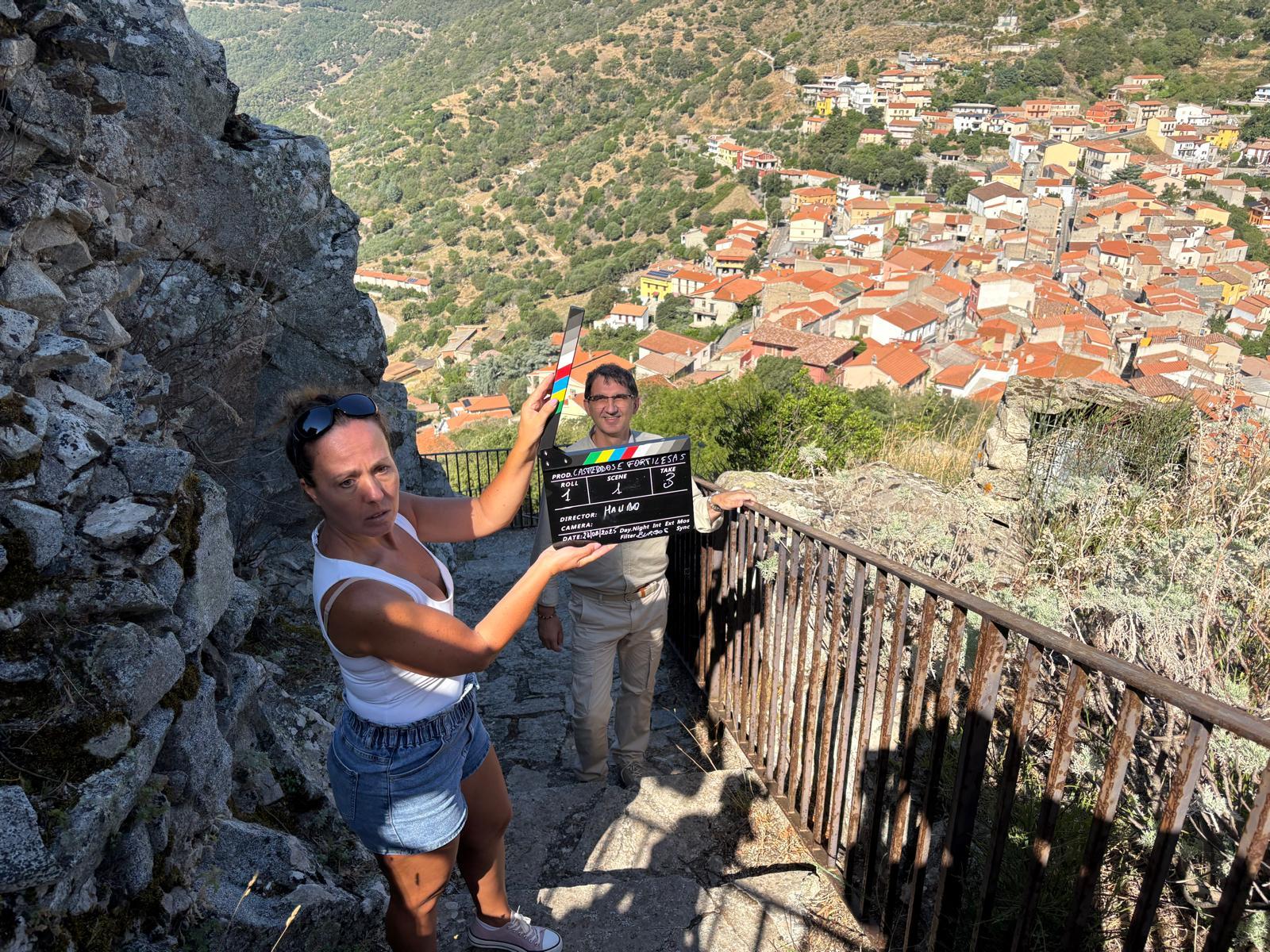Burgos_Casteddos e Fortilesas — Giovedì in tv si va alla scoperta del castello di Burgos