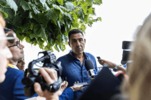 Vannacci a Cernobbio: il generale era uno, i giornali ne hanno raccontati almeno sei!