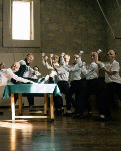 Mare di danza, domenica a Cagliari itinerario immersivo a Sant’Elia con Laurent Piemontesi, tra i padri del Parkour, e “La table verte”, sugli orrori del nazismo